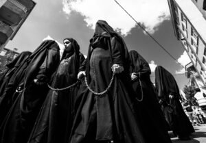 Shia women 1